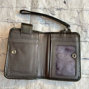 BRIGHTON COLLECTIBLES OLIVE GREEN AND SILVER TONE HARDWARE WALLET